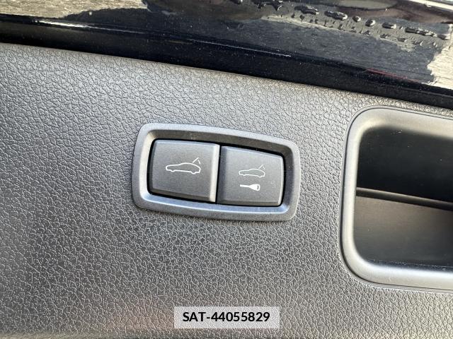 Porsche MACAN 2018-10 7817878-14