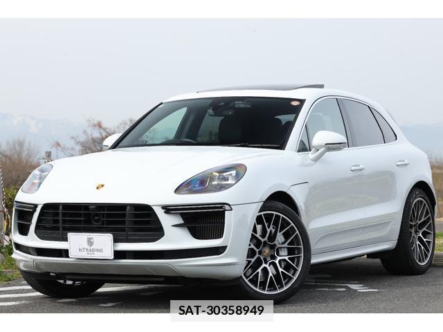 Porsche MACAN 2020-06 7818635-4
