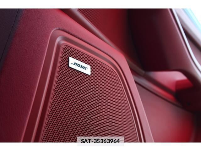 Porsche MACAN 2021-12 7818645-16