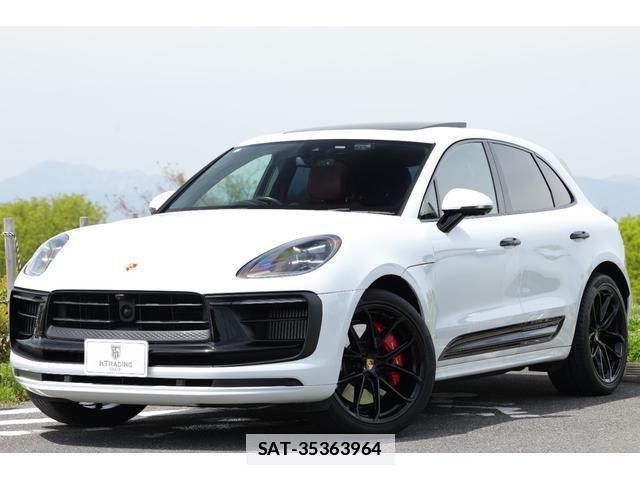 Porsche MACAN 2021-12 7818645-6