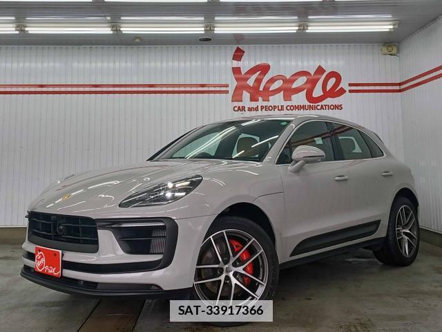 Porsche MACAN 2021-12 7820497-0