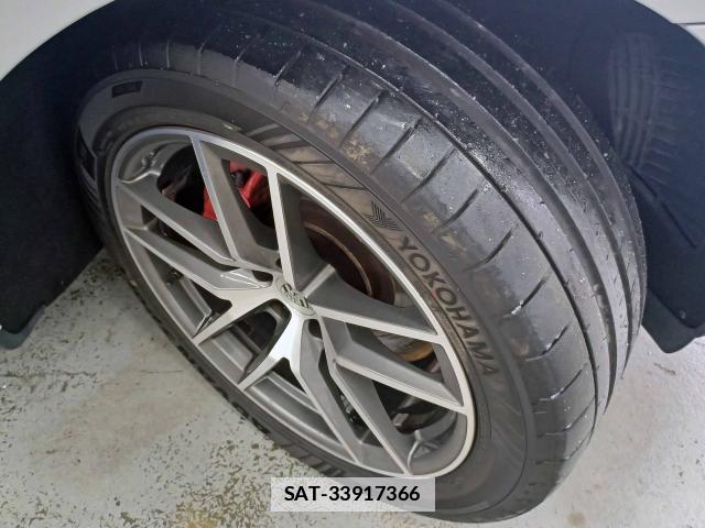 Porsche MACAN 2021-12 7820497-8