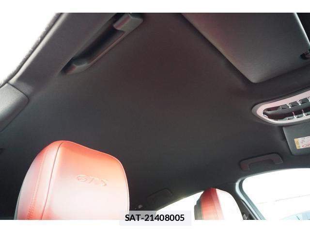 Porsche MACAN 2017-03 7820592-18