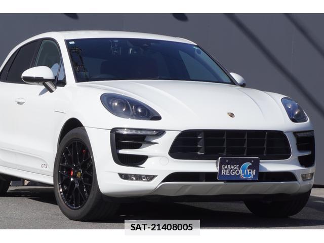 Porsche MACAN 2017-03 7820592-6