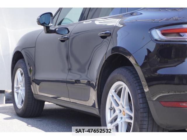 Porsche MACAN 2019-11 7820593-12