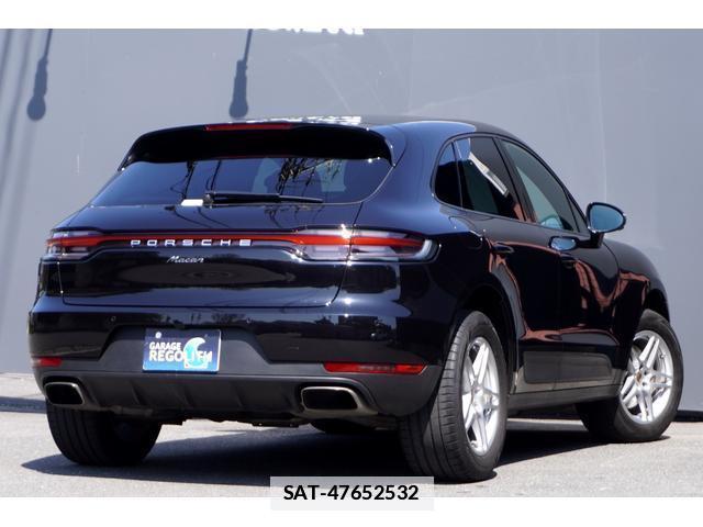 Porsche MACAN 2019-11 7820593-7