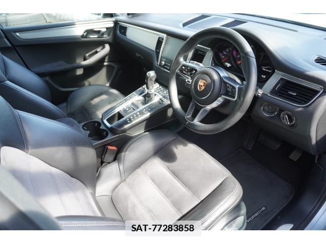 Porsche MACAN 2016-06 7820596-17