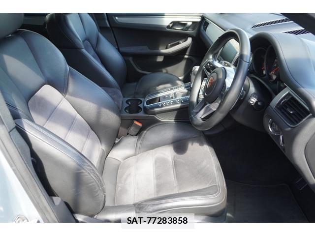 Porsche MACAN 2016-06 7820596-18