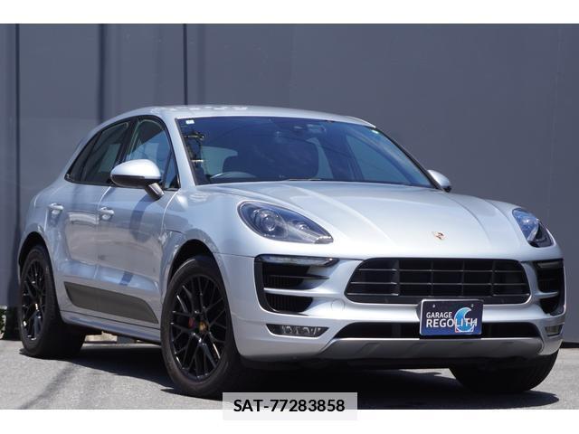 Porsche MACAN 2016-06 7820596-4