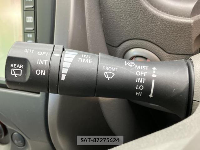 Nissan MARCH 2017-02 7821876-15