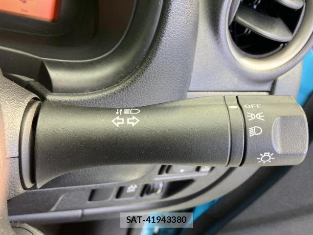 Nissan MARCH 2015-11 7821882-14