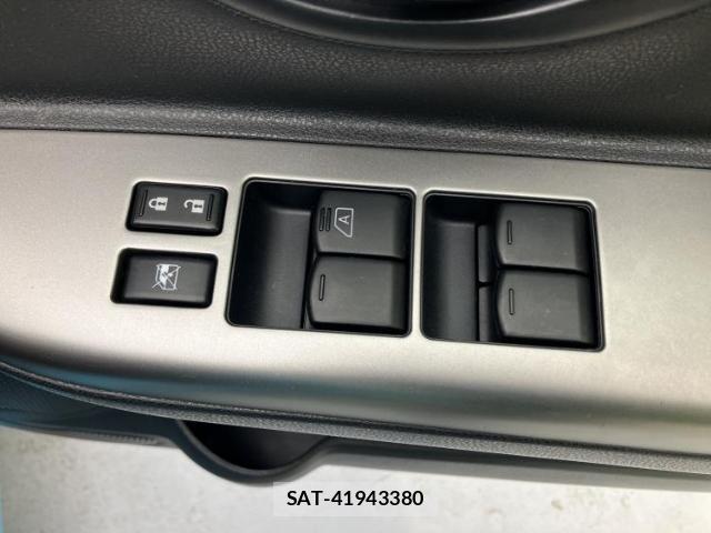 Nissan MARCH 2015-11 7821882-17