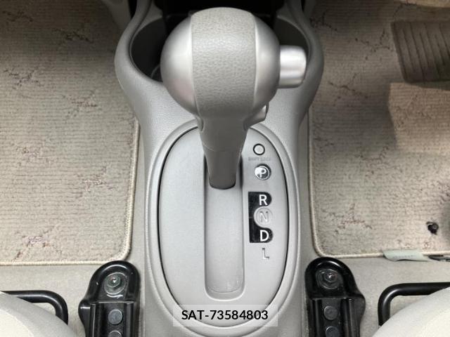 Nissan MARCH 2017-09 7822265-17