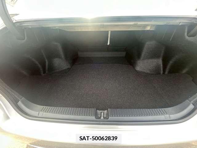 Toyota MARK X 2010-05 7812650-17