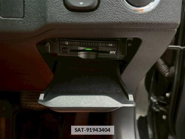 Toyota MARK X 2013-03 7815420-13