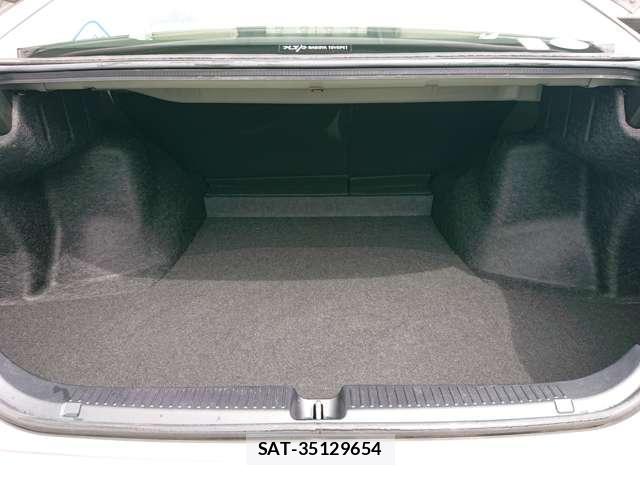 Toyota MARK X 2011-10 7819917-13