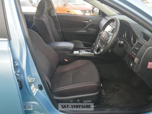 Toyota MARK X 2017-03 7819967-10