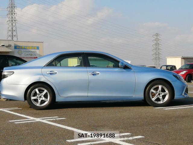 Toyota MARK X 2017-03 7819967-16
