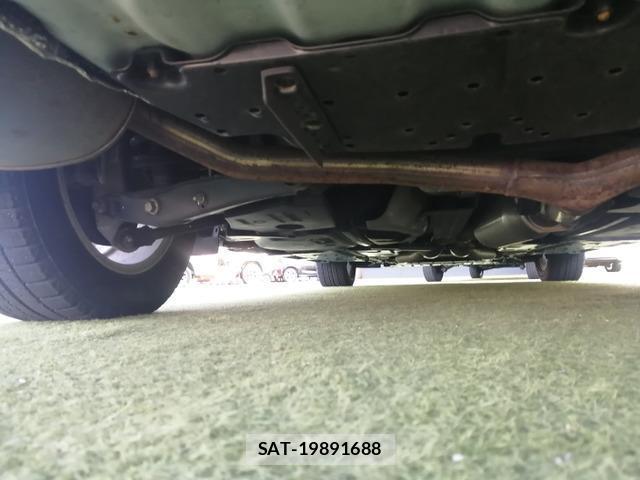 Toyota MARK X 2017-03 7819967-8