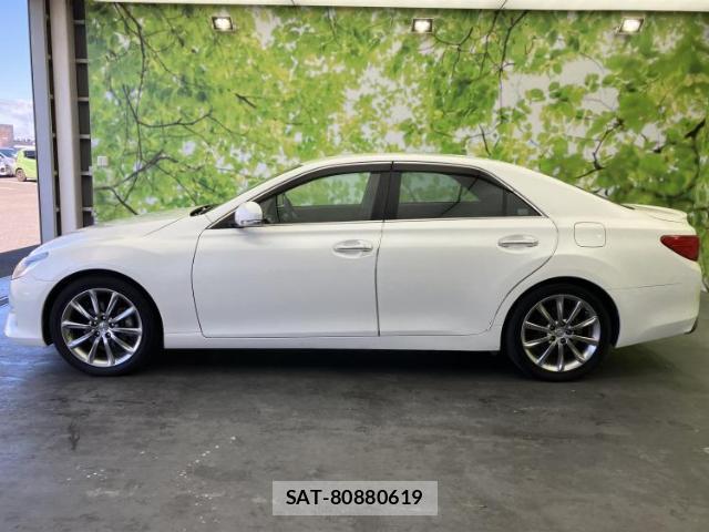 Toyota MARK X 2012-10 7822560-1