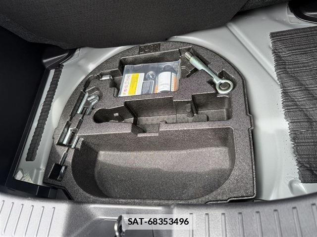 Mazda MAZDA2 2024-02 7814357-11