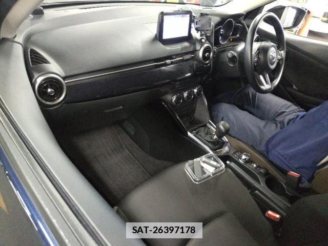 Mazda MAZDA2 2020-08 7814438-2