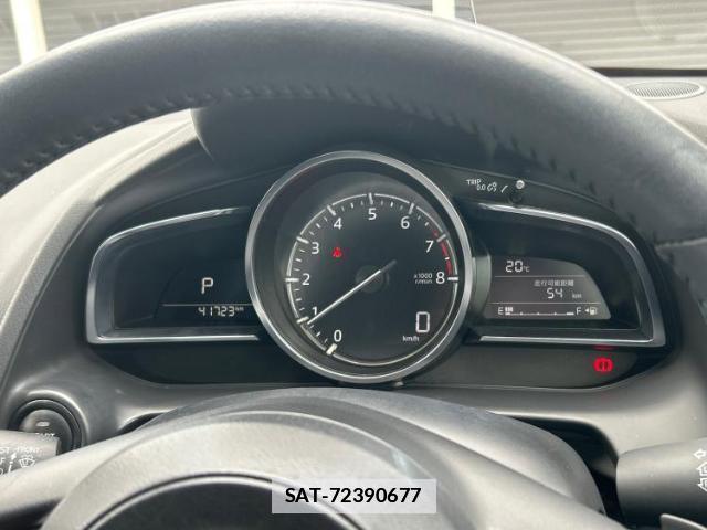 Mazda MAZDA2 2021-03 7818902-12
