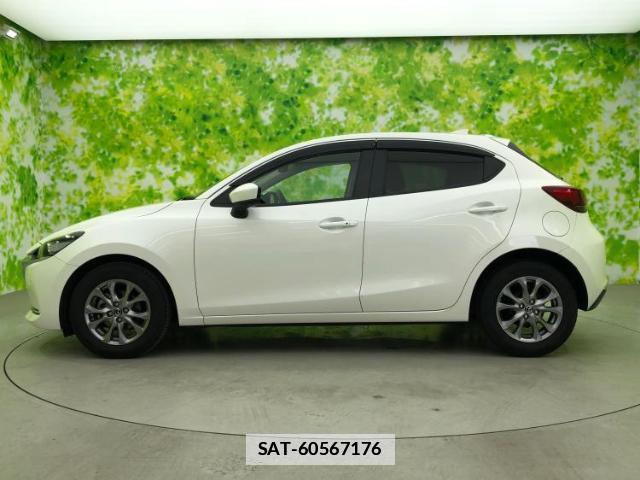 Mazda MAZDA2 2020-06 7821039-1