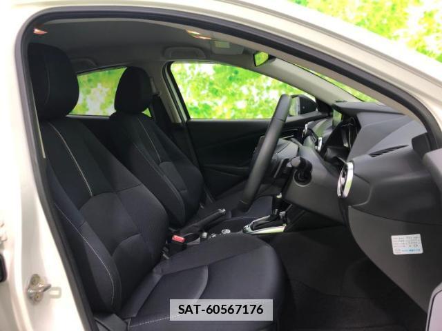 Mazda MAZDA2 2020-06 7821039-3