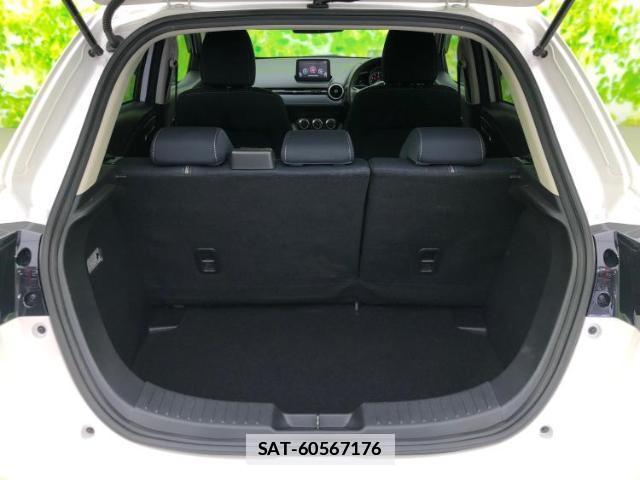 Mazda MAZDA2 2020-06 7821039-7