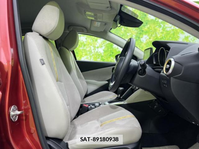 Mazda MAZDA2 2021-08 7821360-3