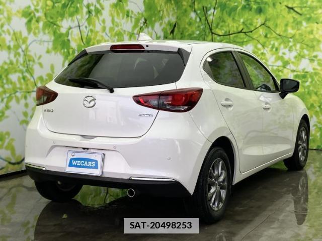 Mazda MAZDA2 2020-01 7821625-2