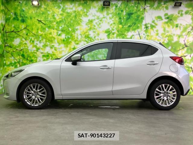 Mazda MAZDA2 2019-09 7821836-1