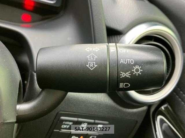 Mazda MAZDA2 2019-09 7821836-14