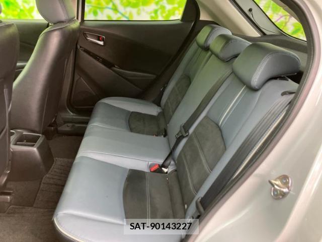 Mazda MAZDA2 2019-09 7821836-7