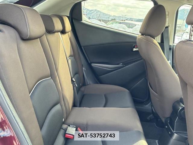 Mazda MAZDA2 2022-03 7821979-4