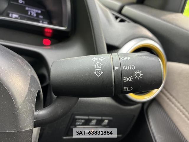 Mazda MAZDA2 2022-02 7822460-15