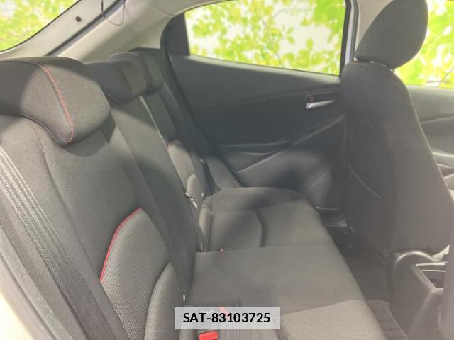 Mazda MAZDA2 2021-05 7822768-4
