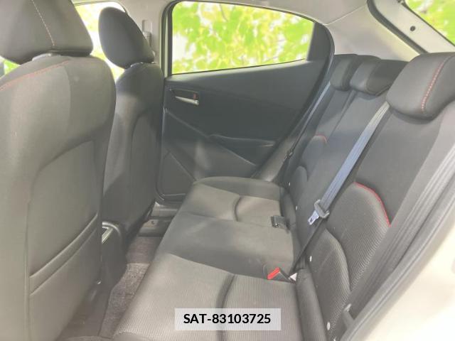 Mazda MAZDA2 2021-05 7822768-6