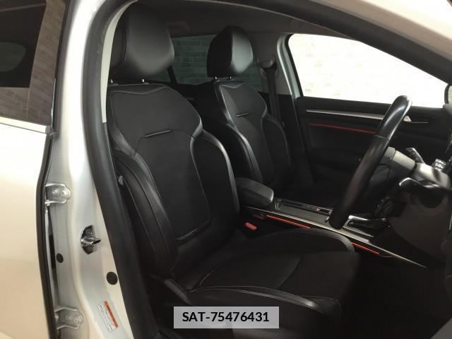 Renault MEGANE 2021-09 7817818-9