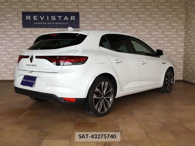 Renault MEGANE 2022-09 7817848-1