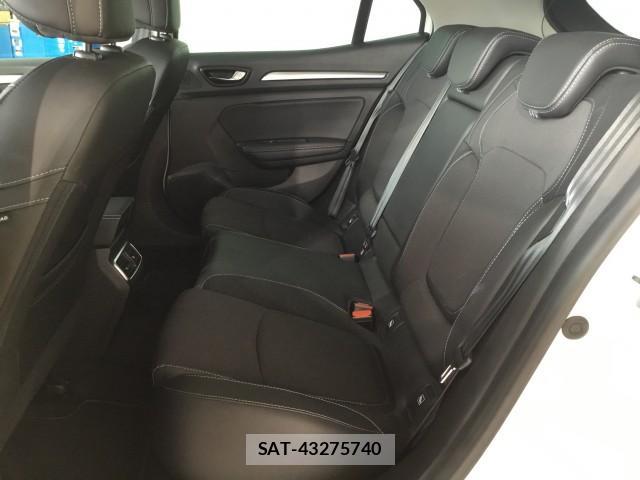 Renault MEGANE 2022-09 7817848-12