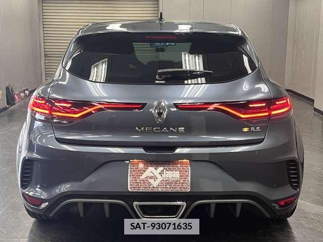 Renault MEGANE 2021-05 7823262-8