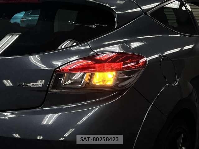 Renault MEGANE 2016-10 7823286-15