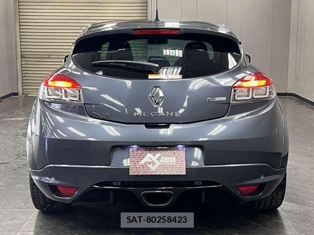 Renault MEGANE 2016-10 7823286-8