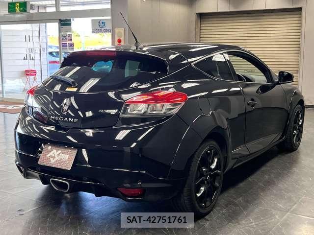 Renault MEGANE 2015-01 7823296-19