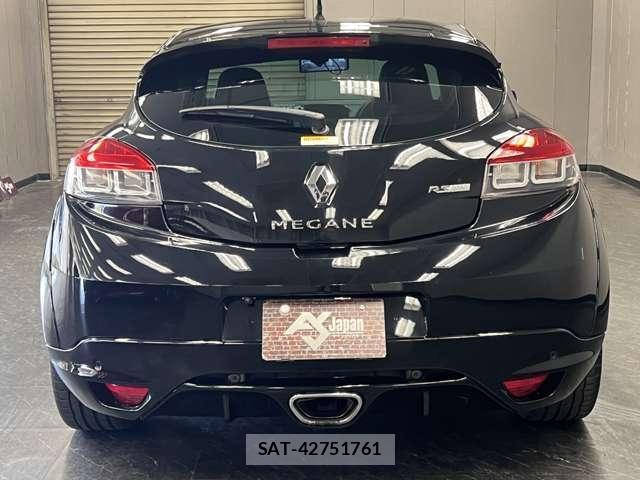 Renault MEGANE 2015-01 7823296-8