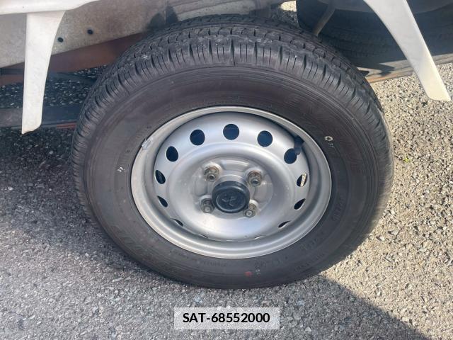 Mitsubishi MINICAB TRUCK 2004-06 7813613-18