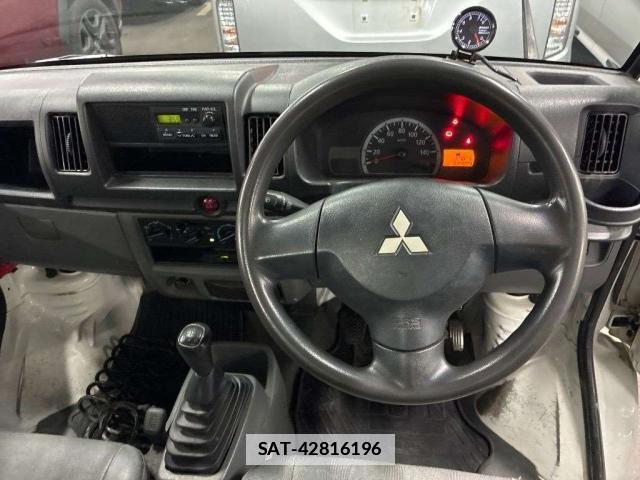 Mitsubishi MINICAB TRUCK 2012-11 7813751-2