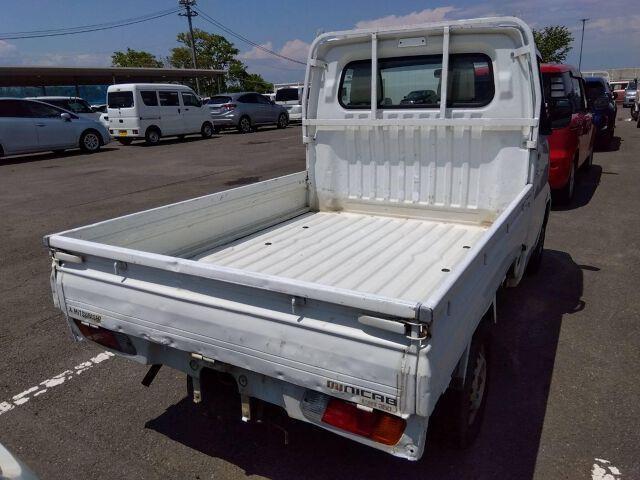 Mitsubishi MINICAB TRUCK 2000 7814047-4